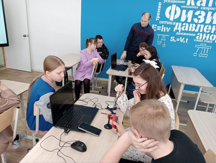 Исследование магнитного поля.